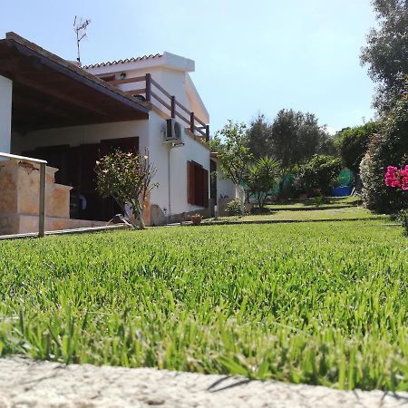 Villino Veronica Porto Columbu - Perd'E Sali Buitenkant foto